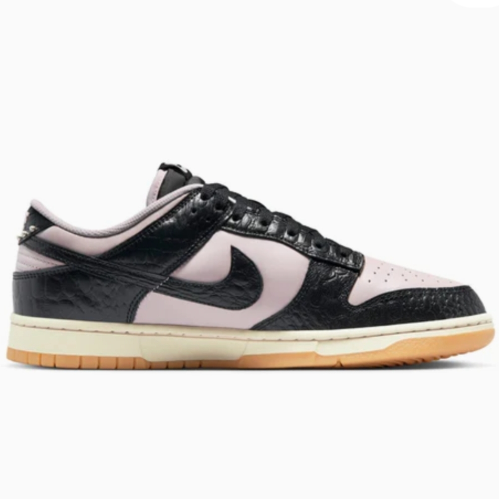 Nike Black and Pink Dunk Sneakers Classic Style